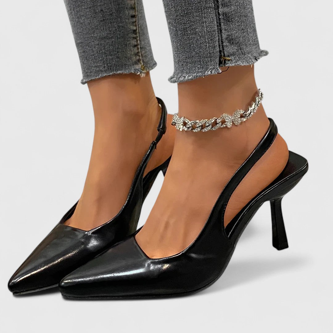 נעלי עקב עם בוהן מחודדת לקיץ