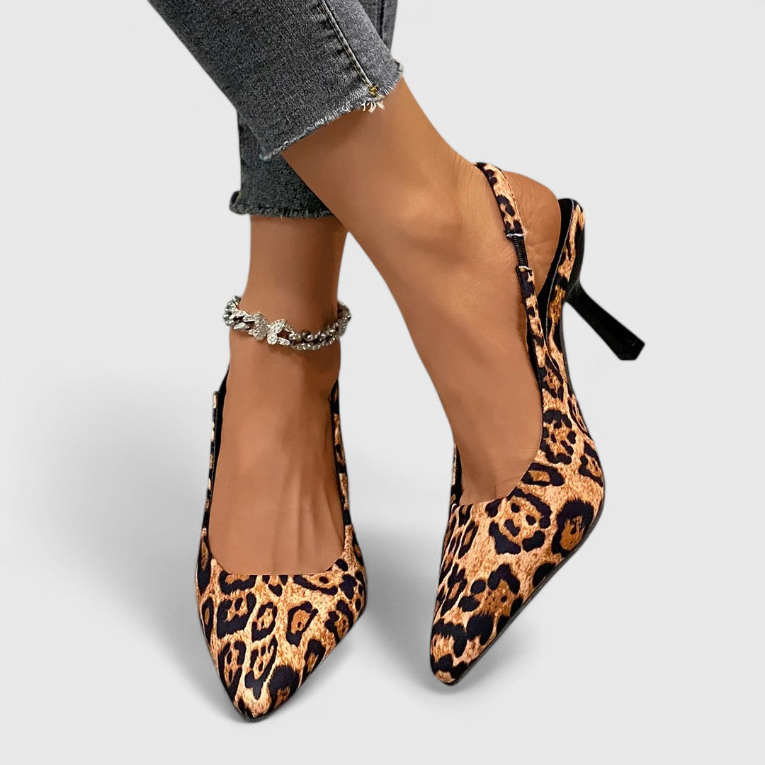 נעלי עקב עם בוהן מחודדת לקיץ