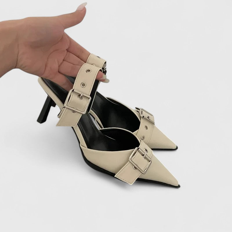 נעלי עקב עם אבזם מתכת