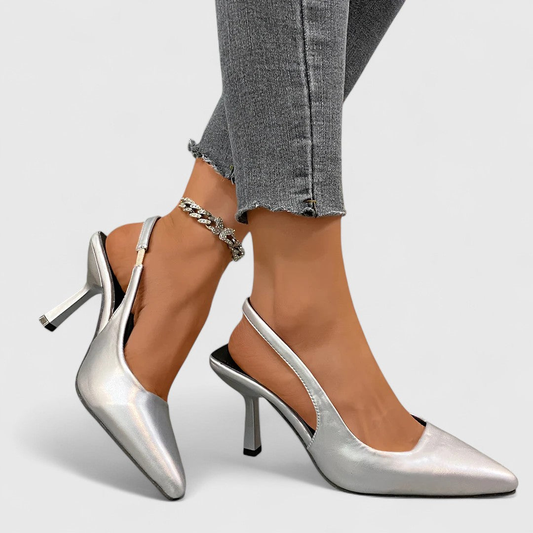 נעלי עקב עם בוהן מחודדת לקיץ