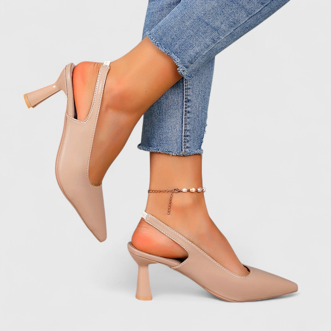 ניקולה - נעלי עקב פוינטד טו עם רצועת סנדל